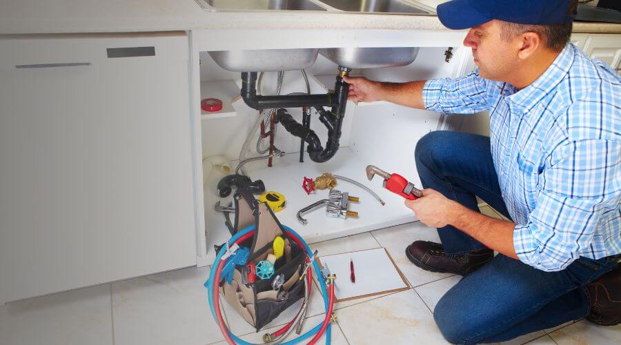 Local tankless water heater installation in Keenes, IL